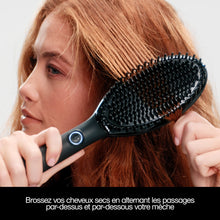 Charger l'image dans la galerie, NOUVELLE Brosse lissante professionnelle ghd Glide+
